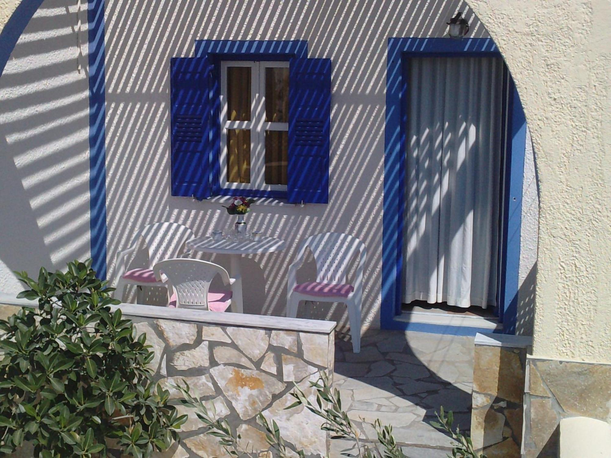 Darzenta Athina Apartments Perivolos Εξωτερικό φωτογραφία
